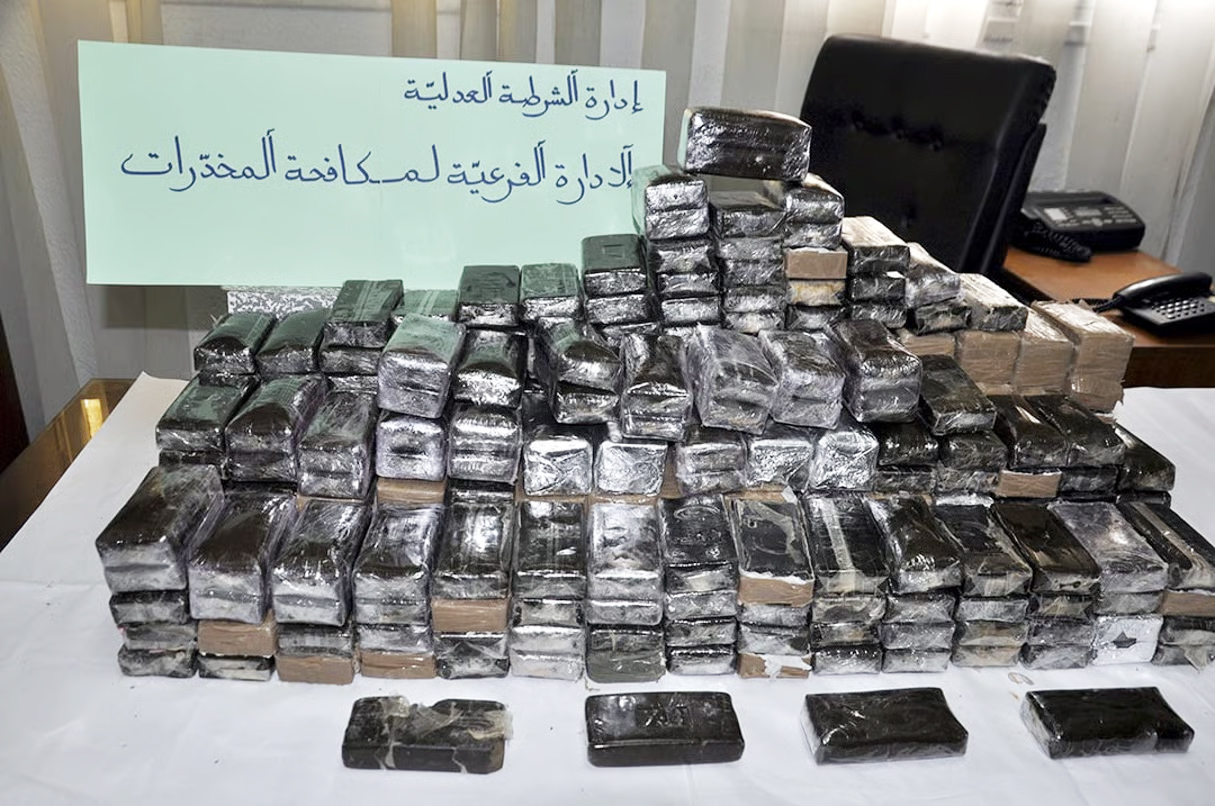 شملت حبوبا مخدرة و50 كلغ مخدرات..   إحباط عمليات تهريب بقيمة ناهزت 116 مليارا في 6 ولايات